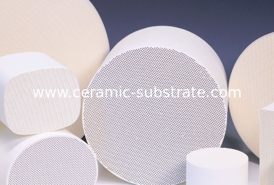 Buy Cordierite Cellular Ceramic Substrates Round For Catalytic Converters online manufacture