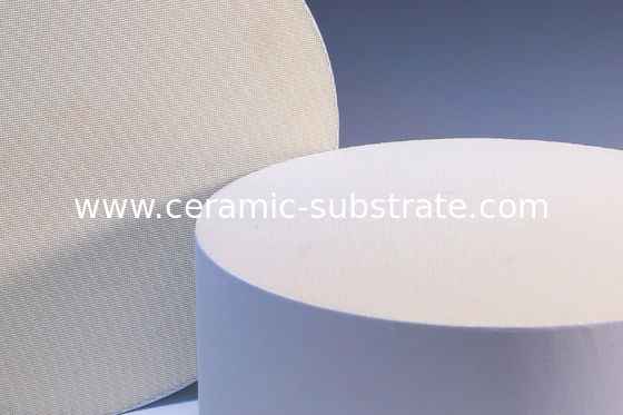 Buy Industrial SCR Honeycomb Ceramic Filter Round And White online manufacture