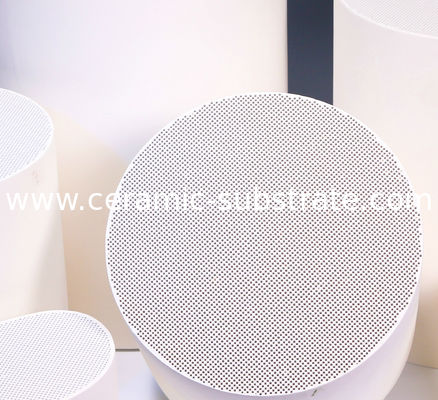 Buy Ceramic Catalyst Carrier , 100CPSI Diesel Engine SCR Ceramic Substrate online manufacture