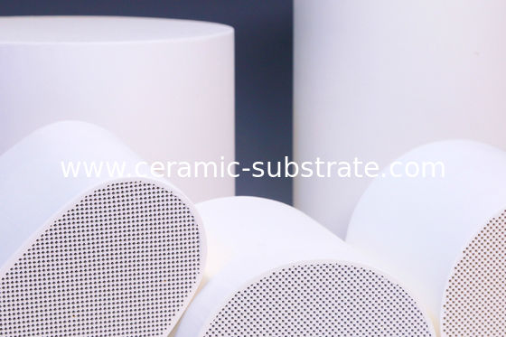 Buy Automobile Cordierite DPF For Honeycomb Ceramic Diesel Exhaust Particulate Filter online manufacture