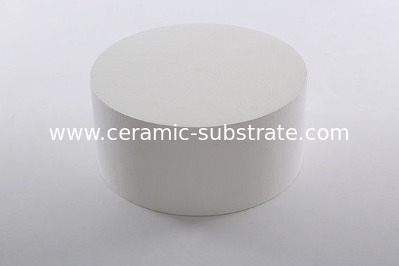 White Honeycomb Ceramic Filter Custom For Catalyst  Supports