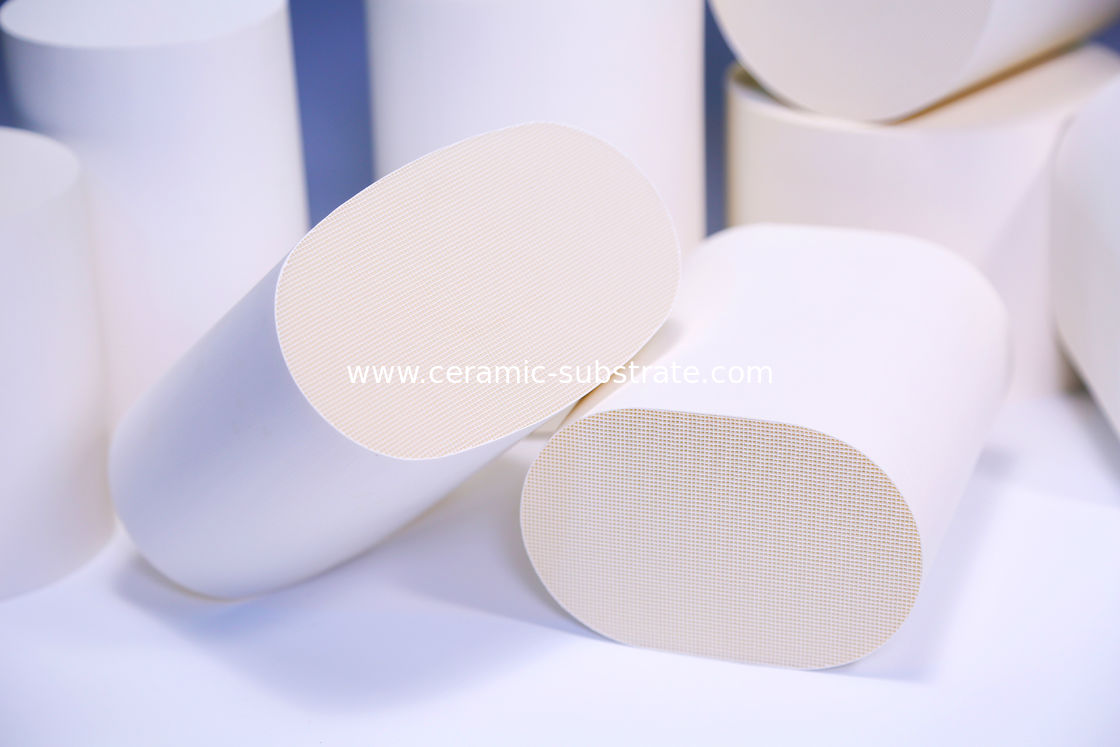 Ceramic catalyst  carrier 300CPSI SCR / DOC , cordierite honeycomb